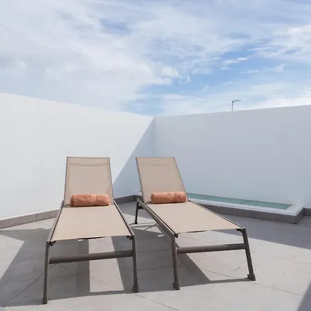 Blue Eyes * Castillo del Romeral